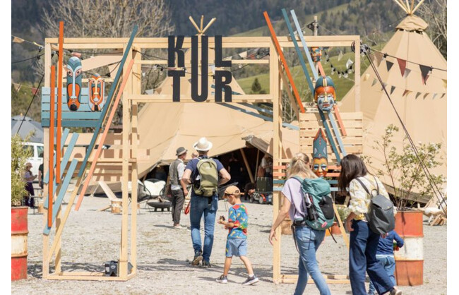 Jetzt gewinnen: 4 Eintritte fürs Familienprogramm Kunterbunt am Atzmännig!