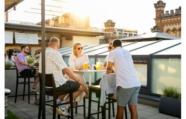 Gewinnen Sie 3x2 Tickets für die Feldschlösschen Sunset Party
